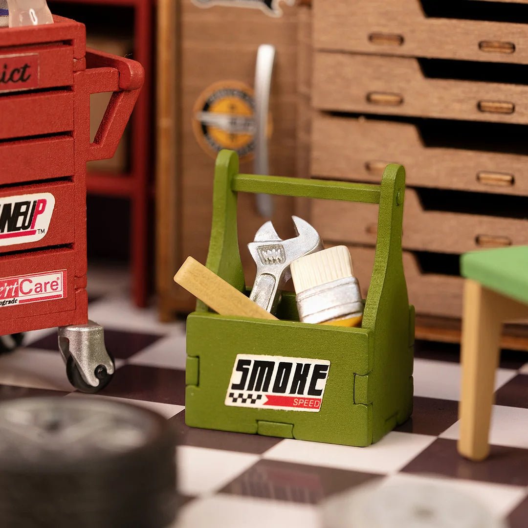 Garage Workshop DIY Miniature Set - DIYative™
