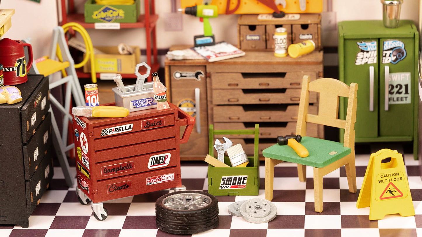 Garage Workshop DIY Miniature Set - DIYative™