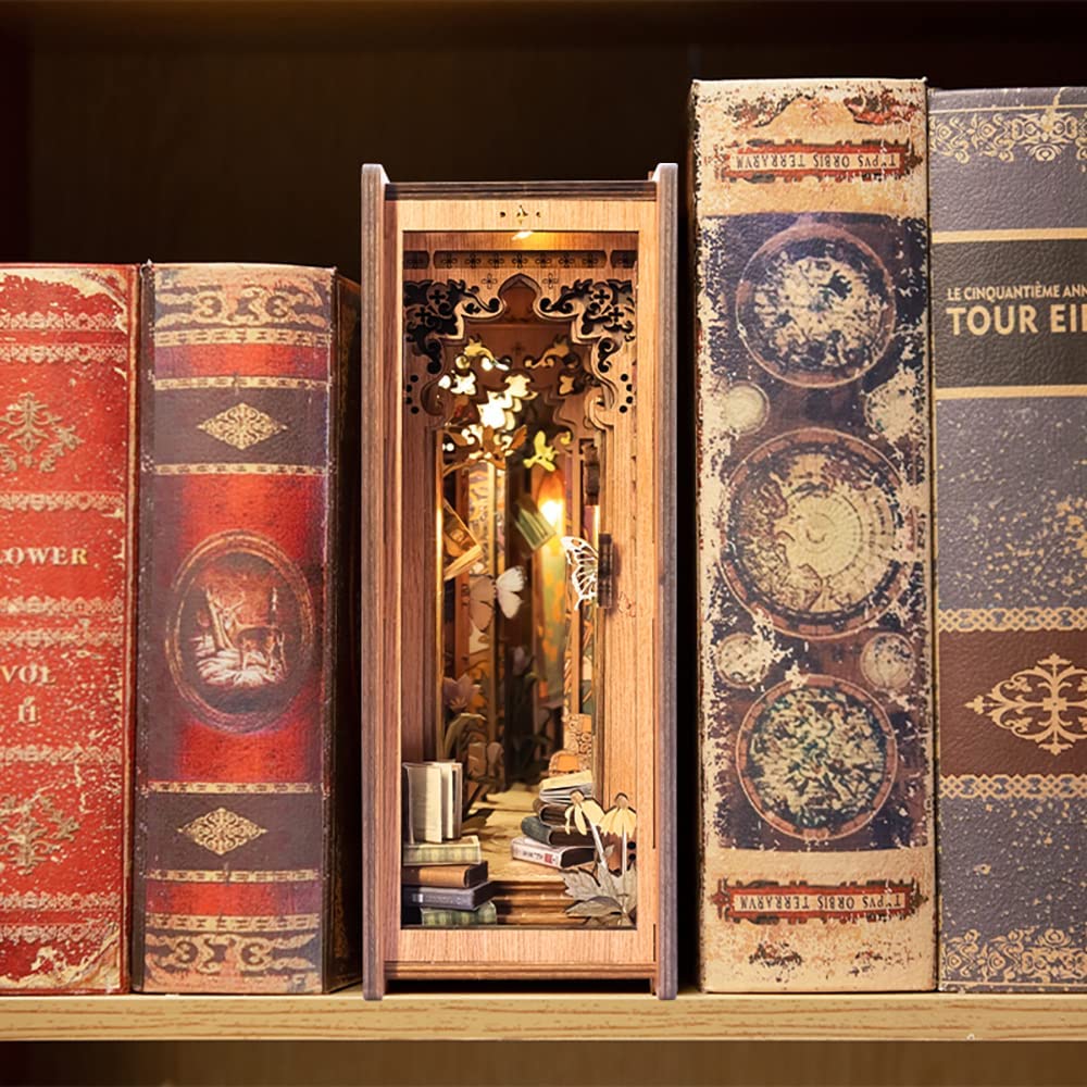 Butterfly Of Unknown Lands Book Nook 3D Wooden Puzzle - DIYative™