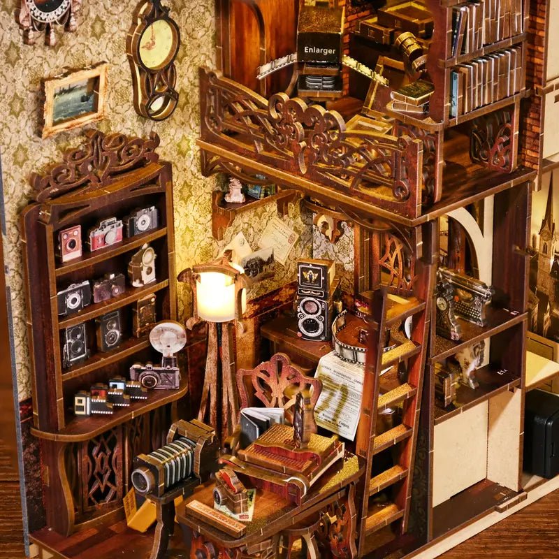 Darkroom Film DIY Book Nook Kit - DIYative™