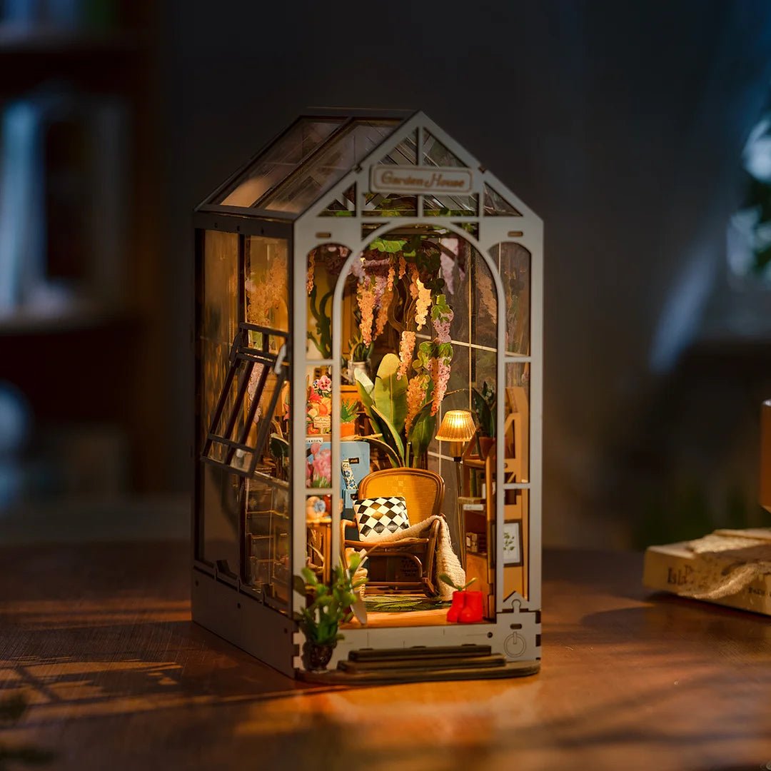 Garden House 3D Wooden DIY Book Nook - DIYative™