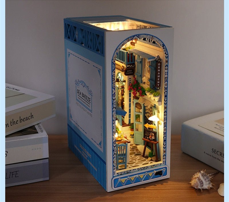 Sea Breeze Town DIY Book Nook Kit - DIYative™