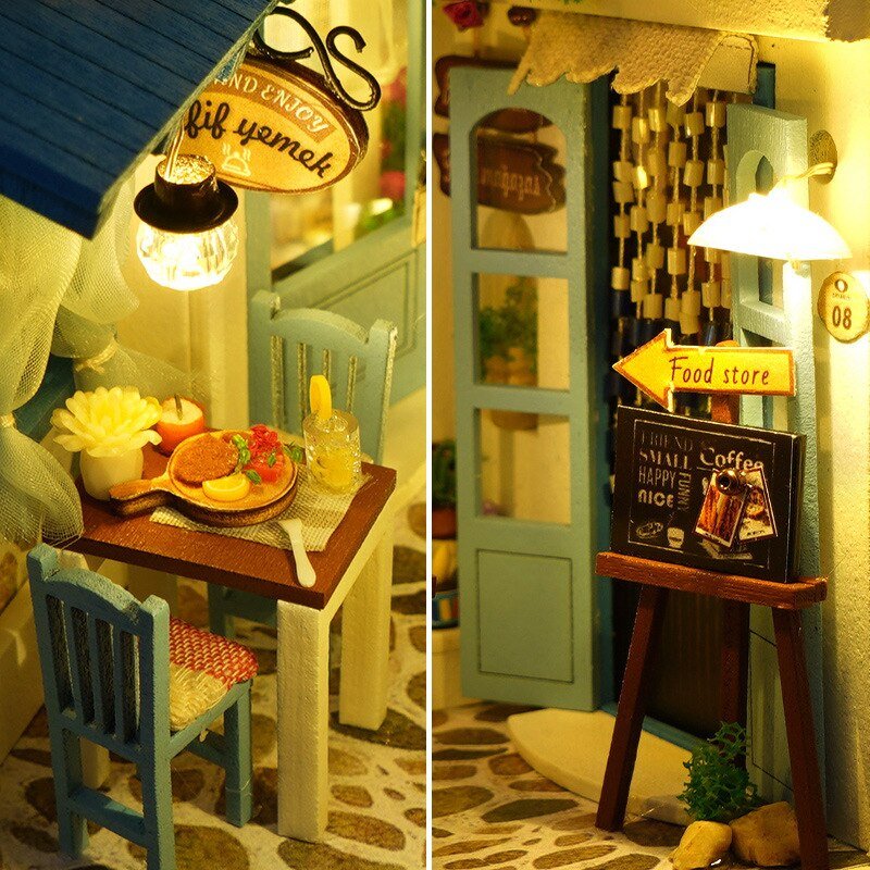 Sea Breeze Town DIY Book Nook Kit - DIYative™
