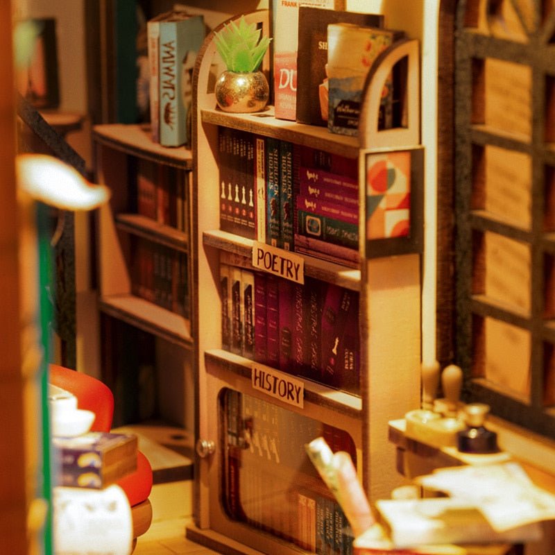 Shakespeare Bookstore DIY Book Nook Kit - DIYative™