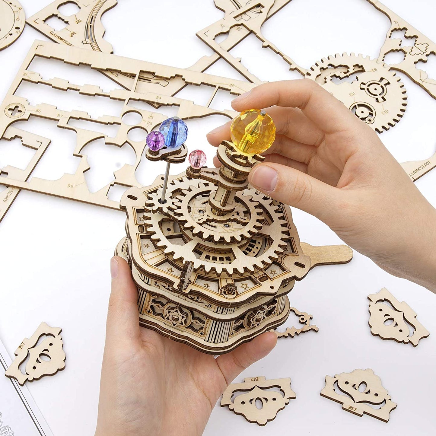 Starry Night Orrery Mechanical Music Box - DIYative™