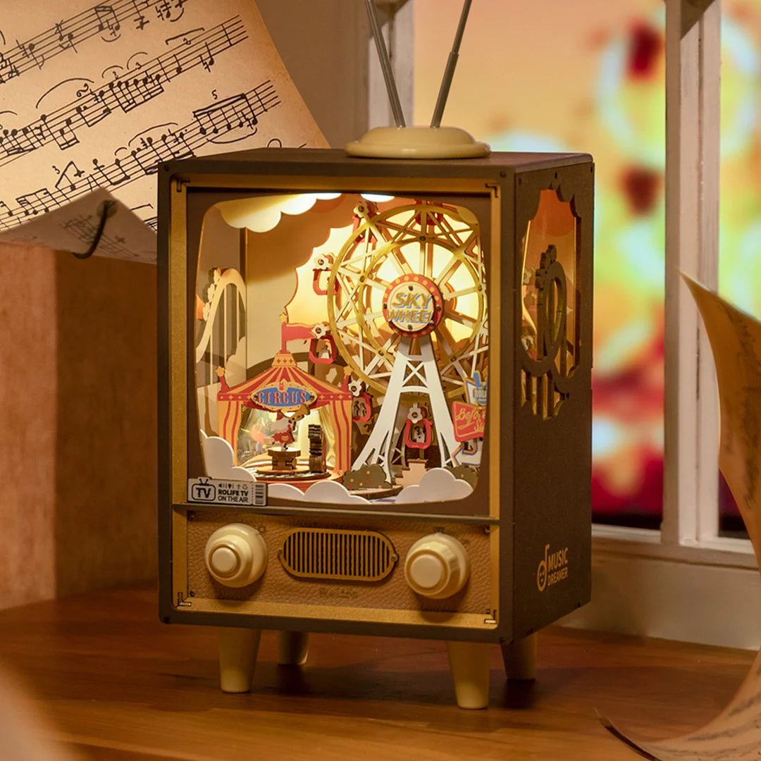 Sunset Carnival Retro TV DIY 3D Puzzle - DIYative™