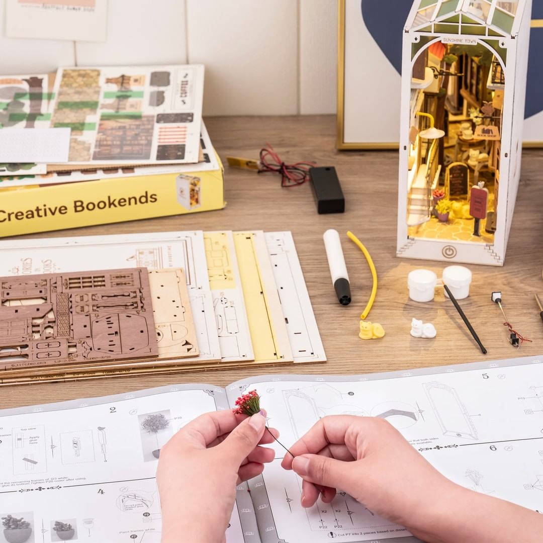 Sunshine Town 3D Wooden DIY Book Nook - DIYative™
