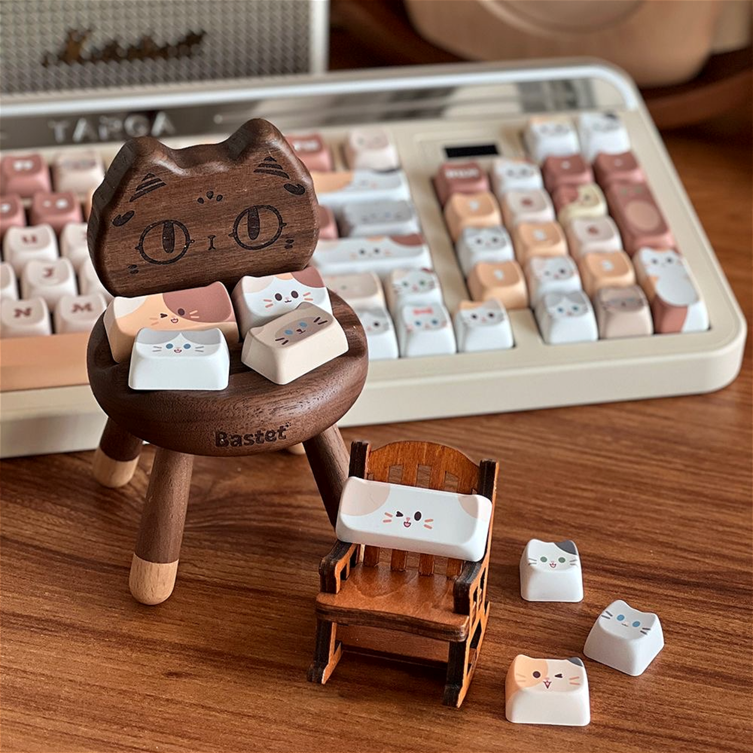 WonderBun Toasted Bread DIY Keycaps Limited Edition - DIYative™