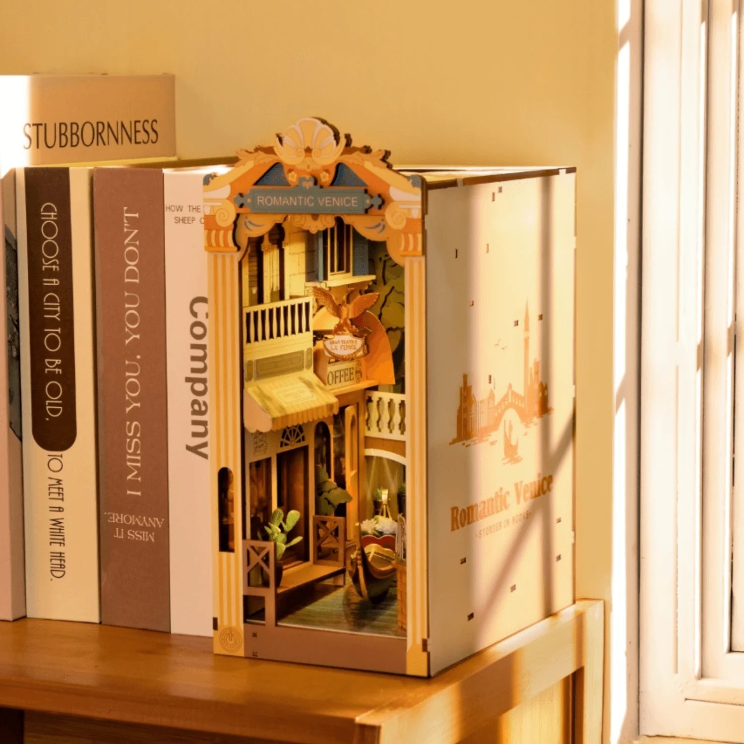 Romantic Venice DIY Book Nook Kit - DIYative™