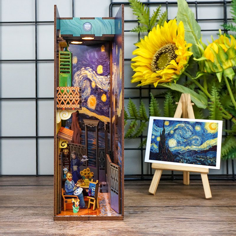 Vincent Van Gogh's World DIY Book Nook - DIYative™