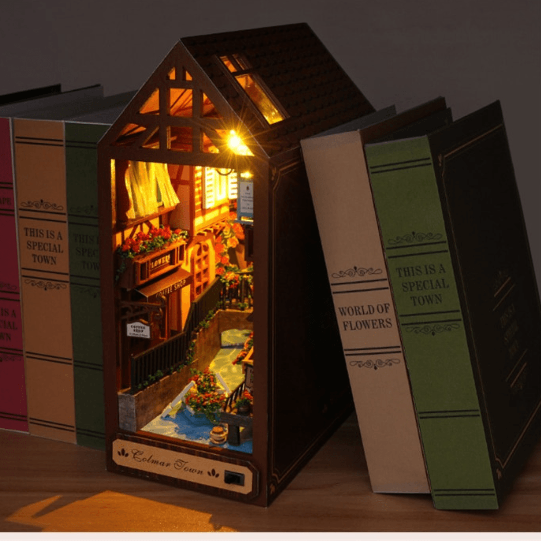 Book Nooks DIY 3D Wooden Puzzle - DIYative™