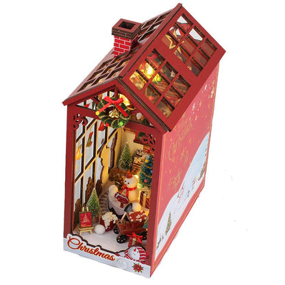Christmas World DIY Book Nook Kit - DIYative™