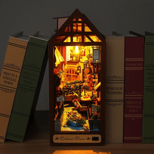 Colmar Town DIY Book Nook - DIYative™