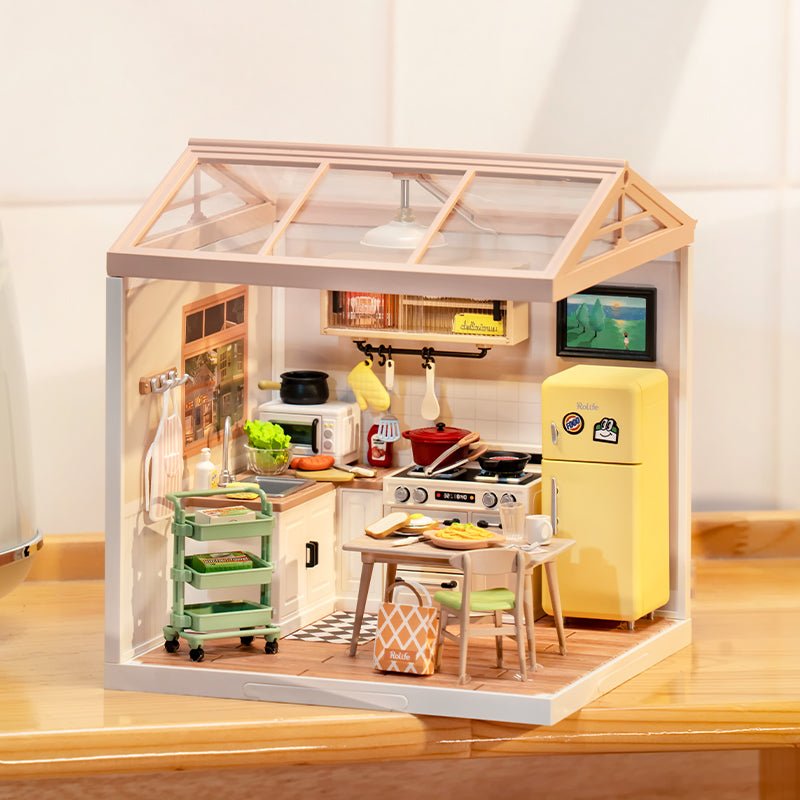 Fascinating Book Store Super Creator DIY Miniature Set - DIYative™