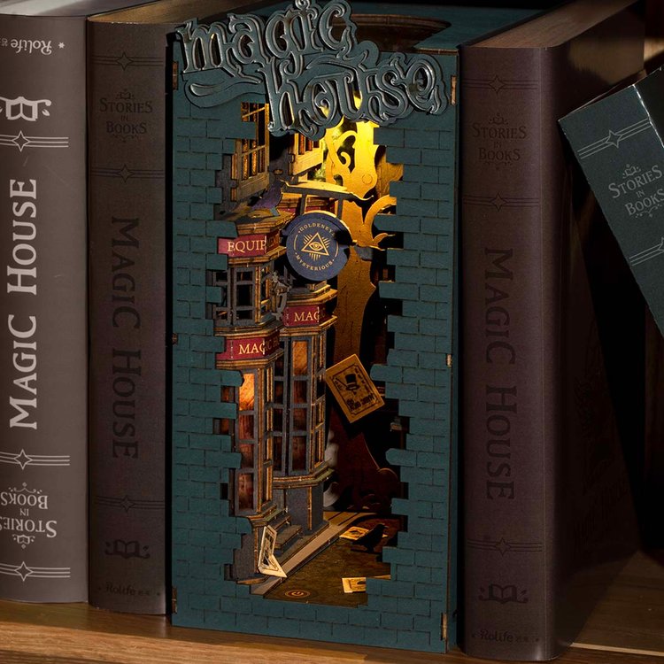 Magic Wooden House Book Nook